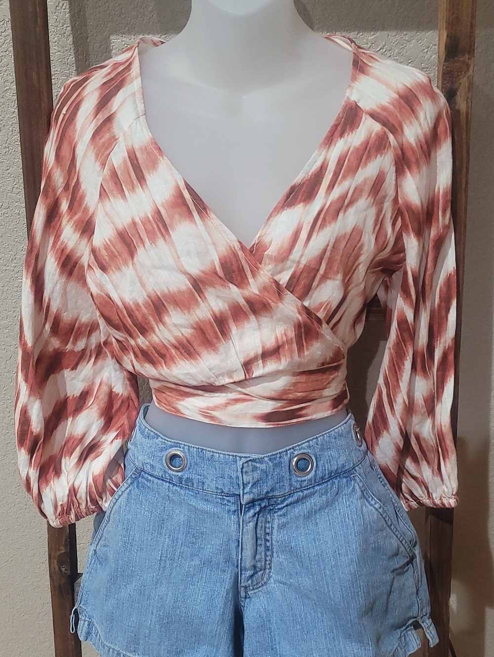 Banana Republic Rust and Cream Tie-Dye Wrap Crop Top